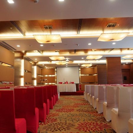 Dolphin Hotel Visákhapatnam Kültér fotó
